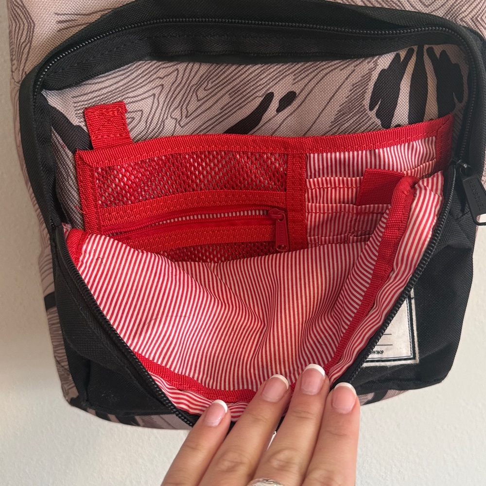Herschel Geometric Classic School Zip Backpack - Picture 5 of 7